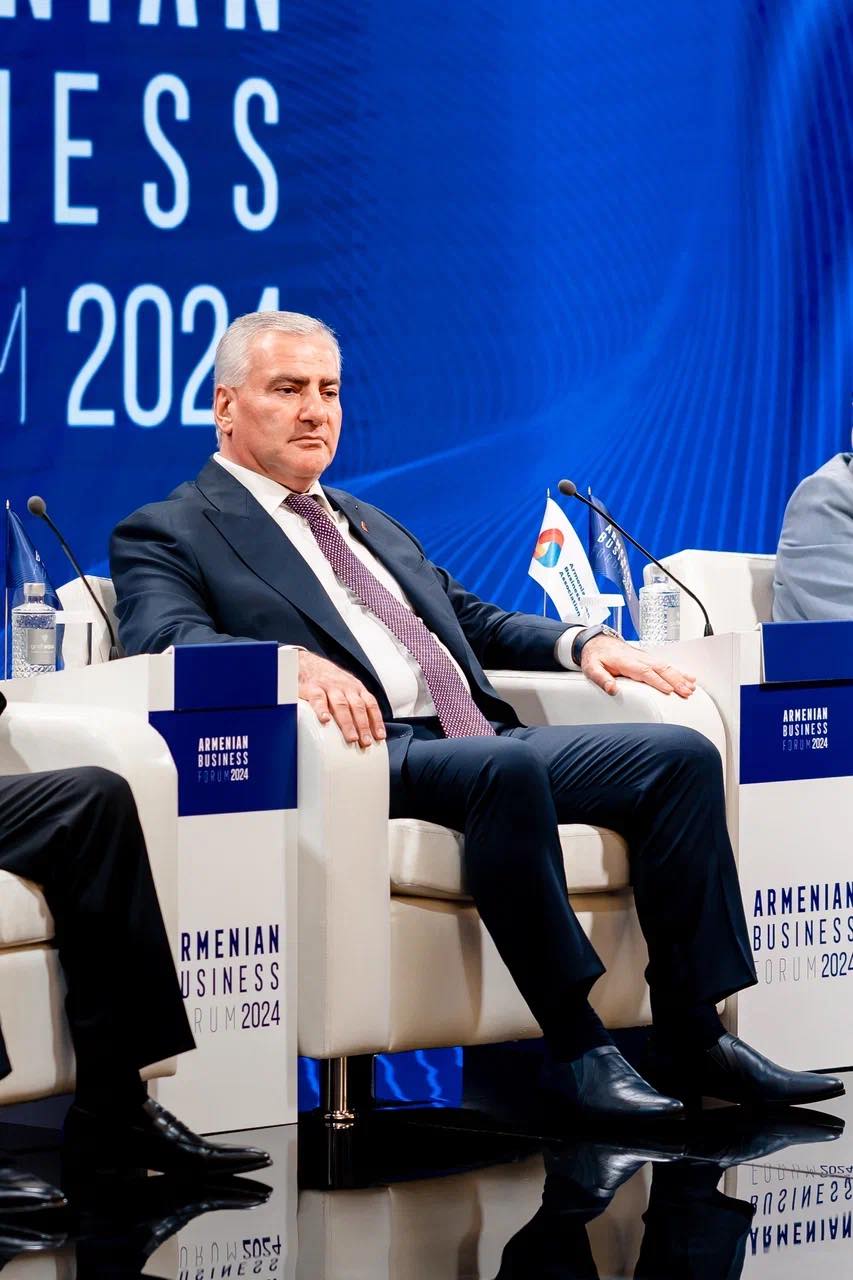 Քաղաքական դաշտը վերածվել է կրկեսի. Սամվել Կարապետյան